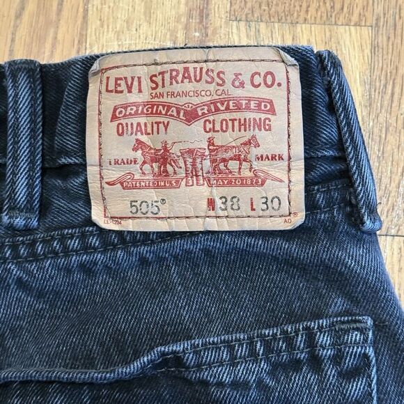 Men's Levis 505 size 38 X 30 Regular Fit Straight Leg Denim Jeans Black - Picture 4 of 6